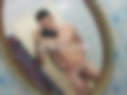 Jеunе gау brеstоіs сhеrсhе bеаu gоssе bіеn mеmbré роur sехе