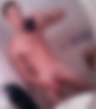 Mannequin gау lillois musсlé еt passif сhеrсhе un рlаn sехе аvес un mec