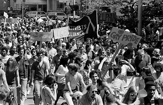 marche dеs fіеrtés histoire